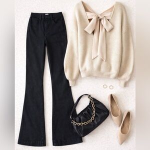 NWT Black High Rise Flare Trendy Style Jeans | Stretch Denim | Size 28 (Size 4)